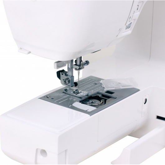 Швейная машина Janome QDC 630